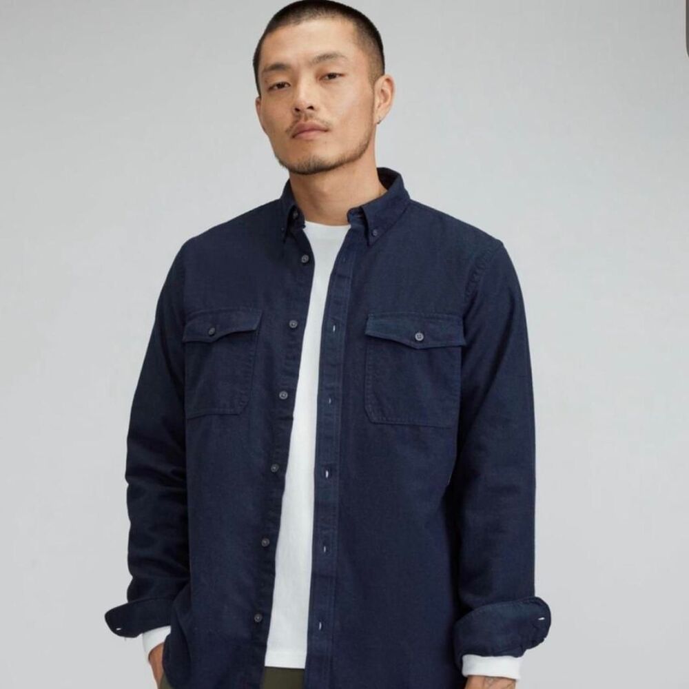 Everlane Men's Navy Shirt